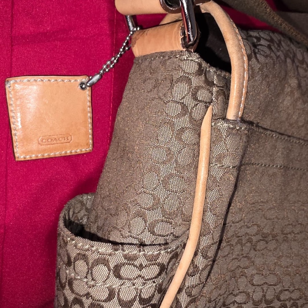 Coach Men's Olive and Tan Signature Messenger Bag - Picture 5 of 16